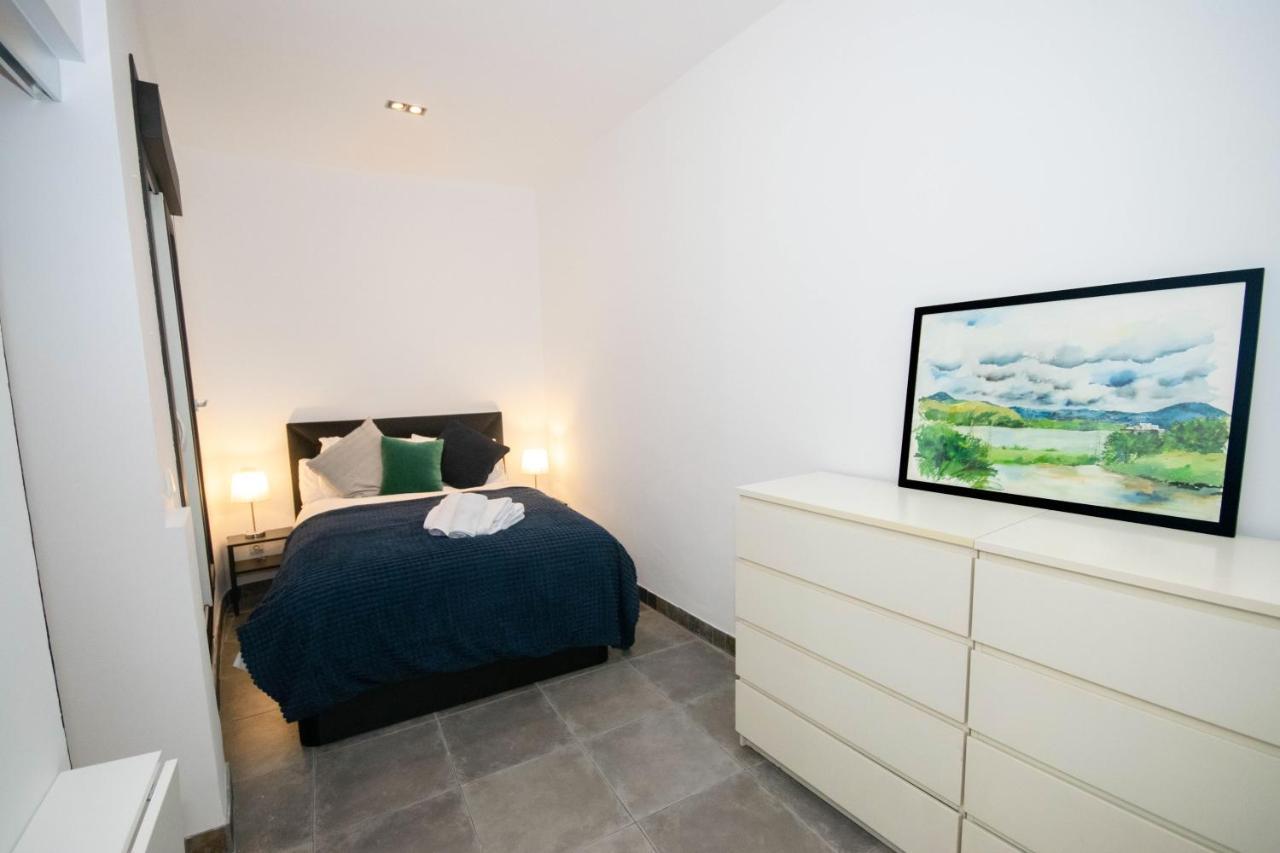 For You Rentals Apartamento Temporal Con Encanto En Malasana Min24 Madrid Exterior foto