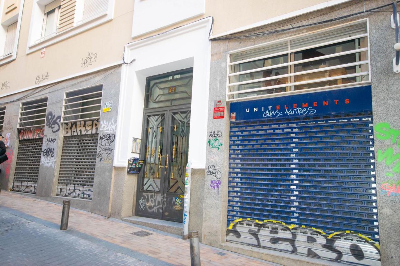 For You Rentals Apartamento Temporal Con Encanto En Malasana Min24 Madrid Exterior foto