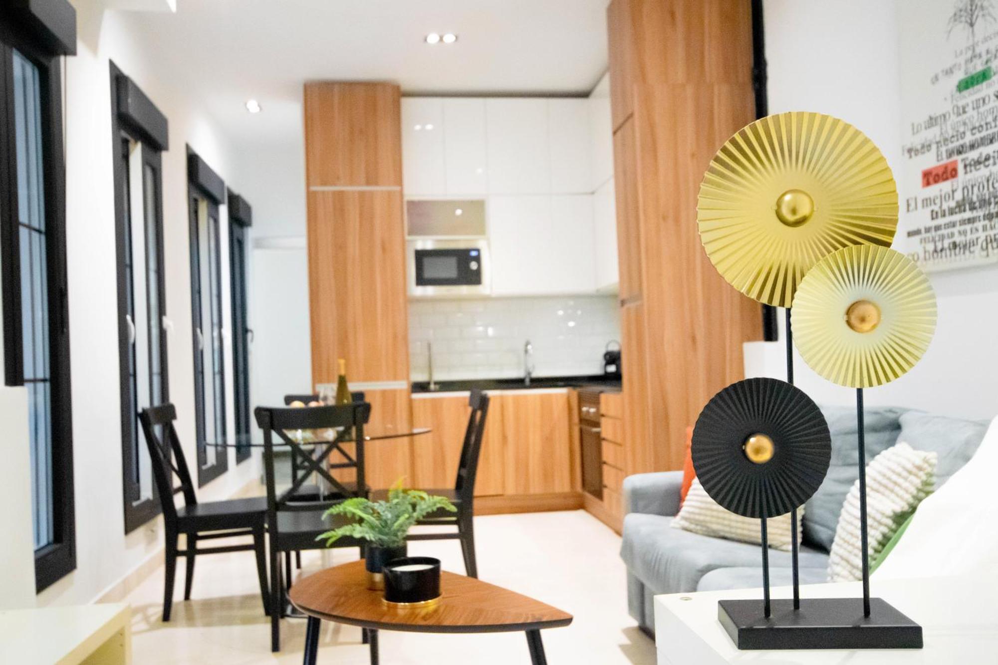 For You Rentals Apartamento Temporal Con Encanto En Malasana Min24 Madrid Exterior foto